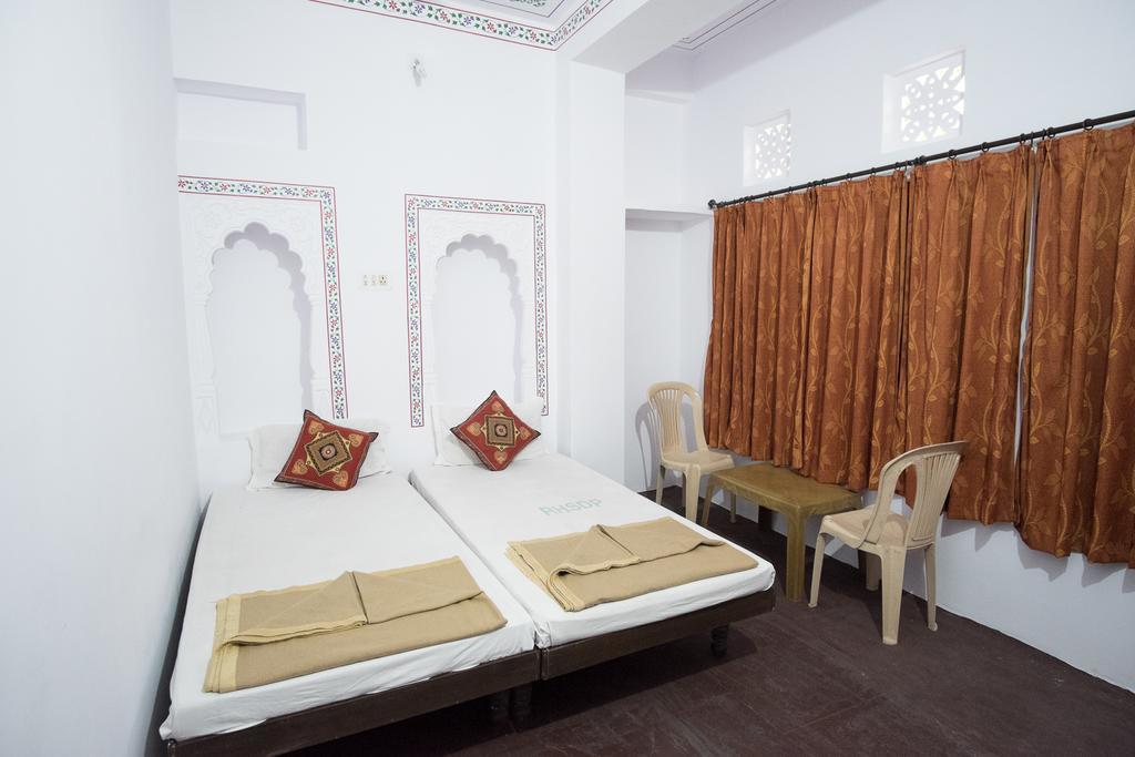 Devi Vilas Guest House Udaipur Buitenkant foto