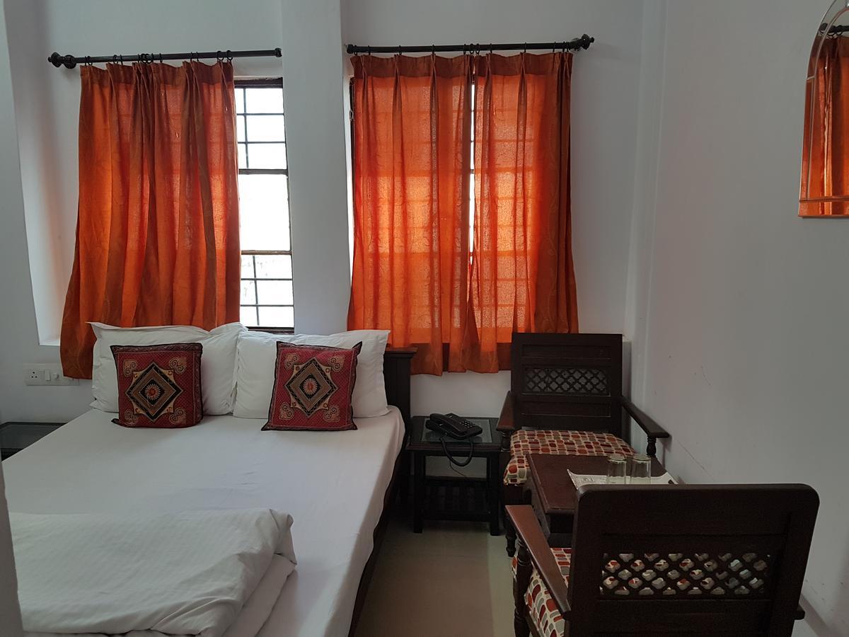 Devi Vilas Guest House Udaipur Buitenkant foto